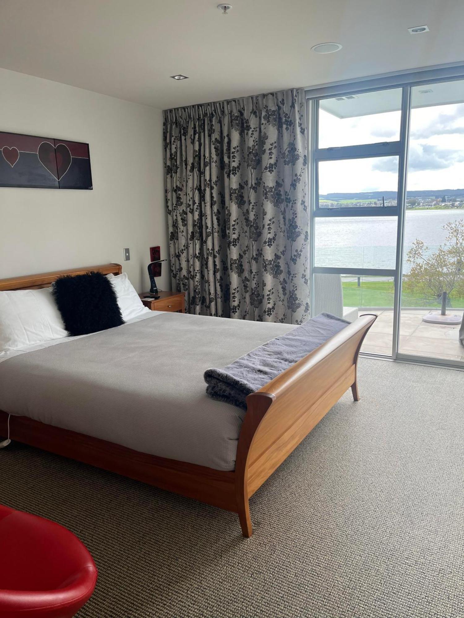 Waimahana Apartments 陶波 外观 照片